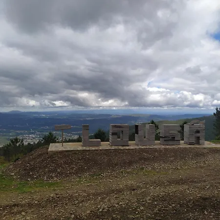 Rés Do Chão Da Montanha Mágica * Lousã